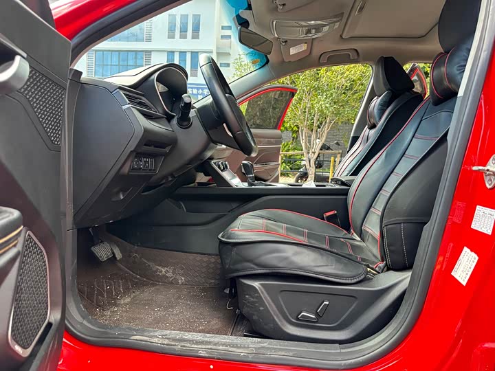 Фото 10 - Geely Binrui