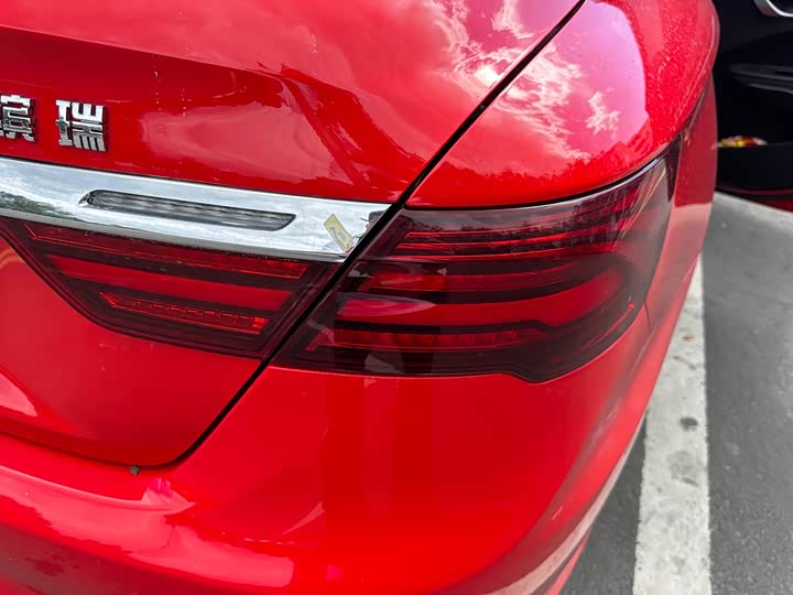 Фото 19 - Geely Binrui