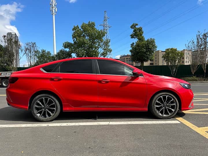 Фото 4 - Geely Binrui