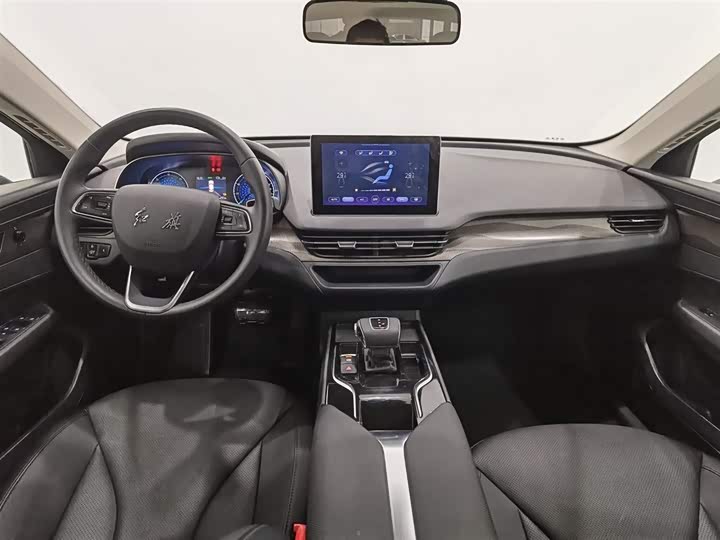 Фото 5 - Hongqi E-QM5