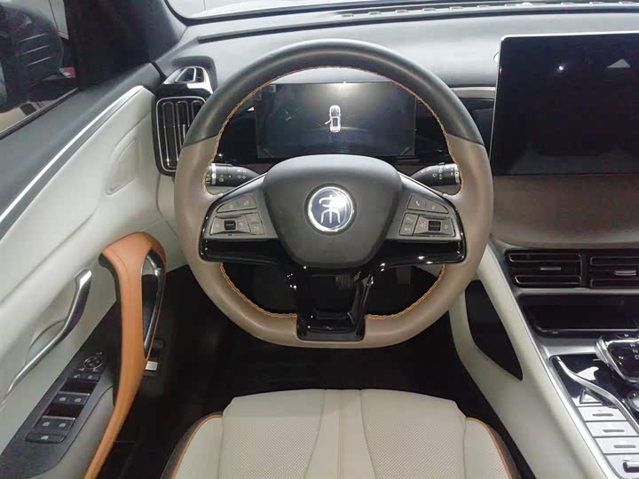 Фото 11 - BYD Song Pro Hybrid