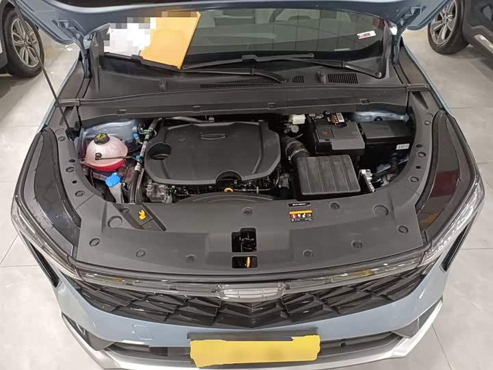 Фото 20 - Geely Atlas