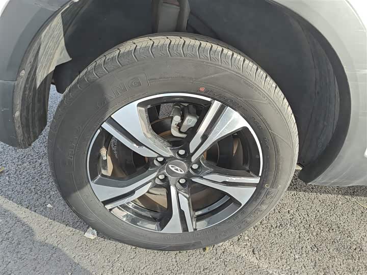 Фото 26 - Chery Tiggo 5x