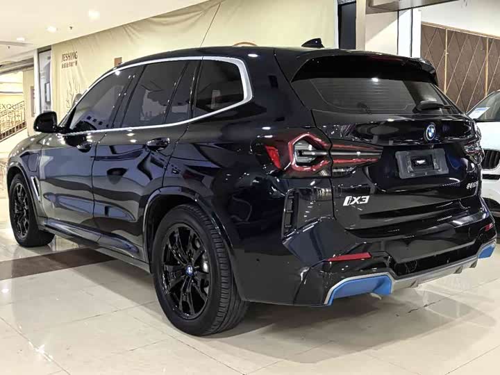 Фото 2 - BMW iX3