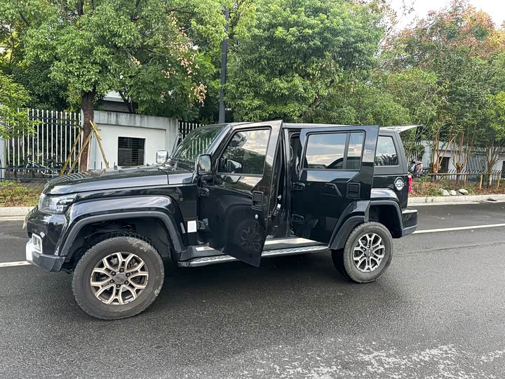 Фото 9 - BAIC Beijing BJ40