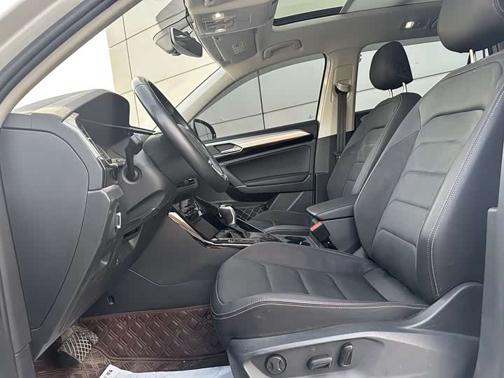 Фото 8 - Volkswagen Tayron