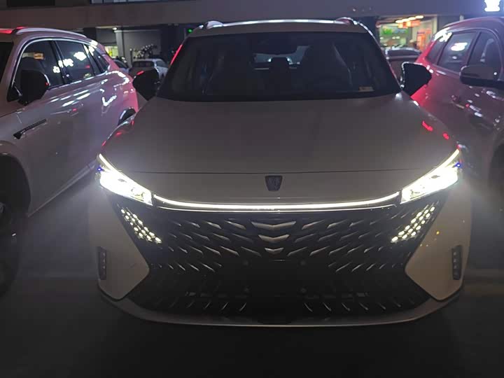 Фото 3 - Roewe RX5 Hybrid