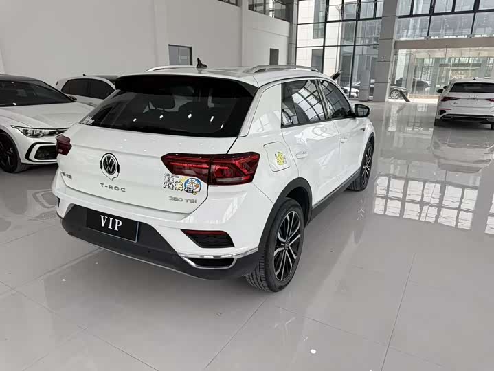 Фото 4 - Volkswagen T-Roc