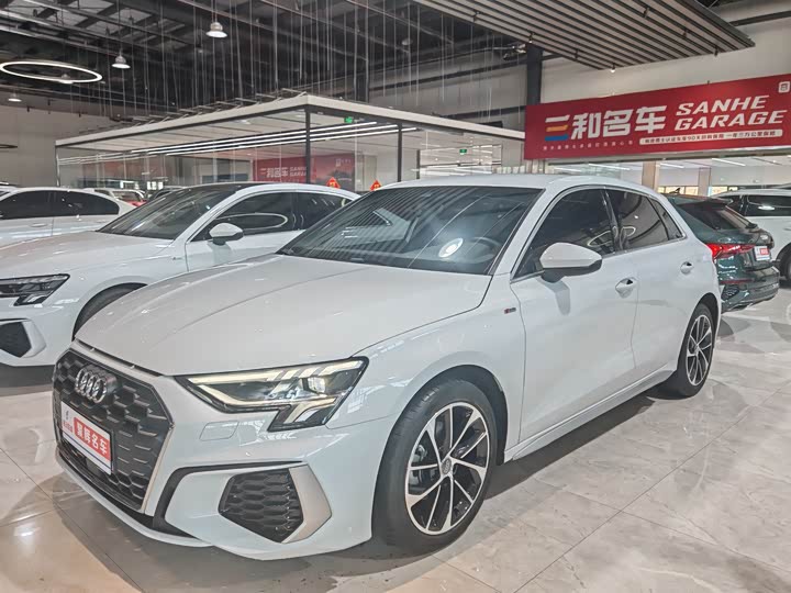 Фото 1 - Audi A3