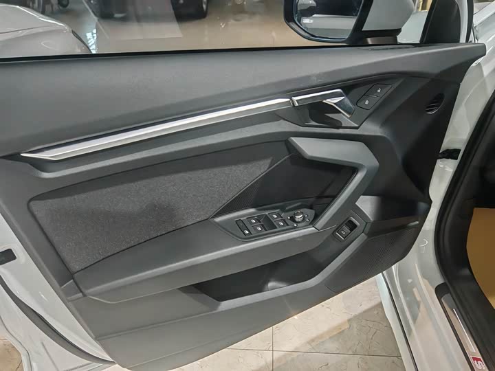 Фото 7 - Audi A3