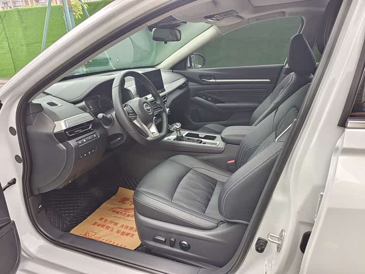 Фото 7 - Nissan Teana