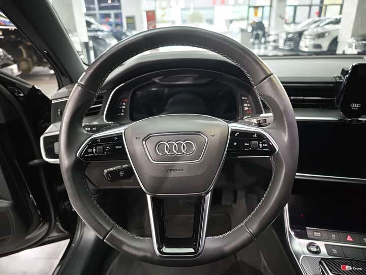 Фото 8 - Audi A6L