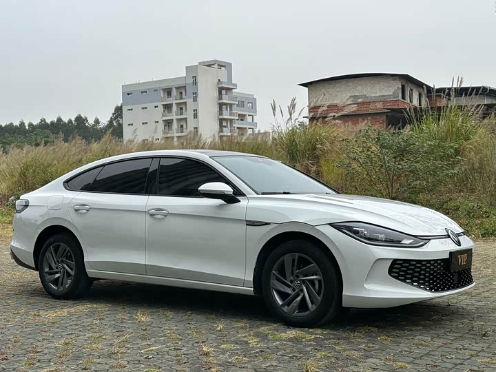 Фото 3 - Volkswagen Lamando L