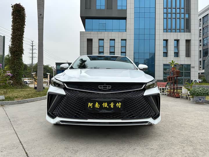 Фото 2 - Geely Emgrand L