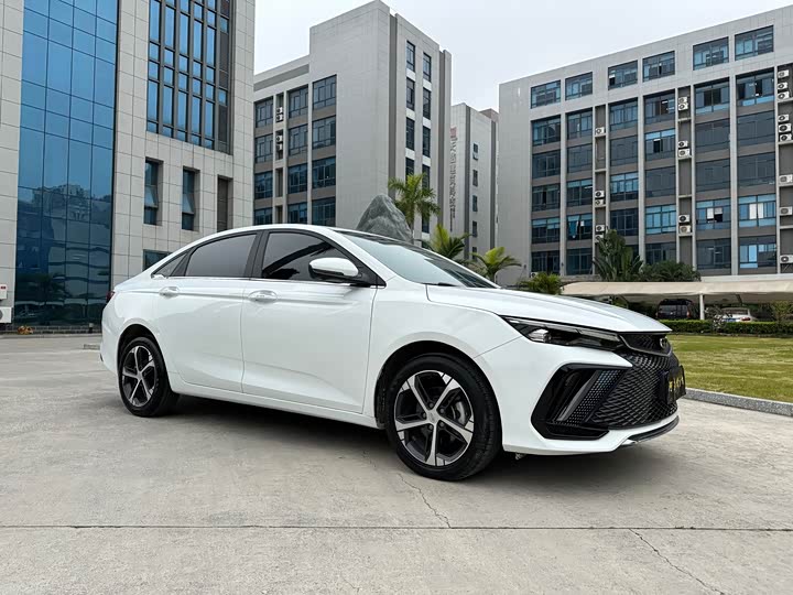 Фото 3 - Geely Emgrand L