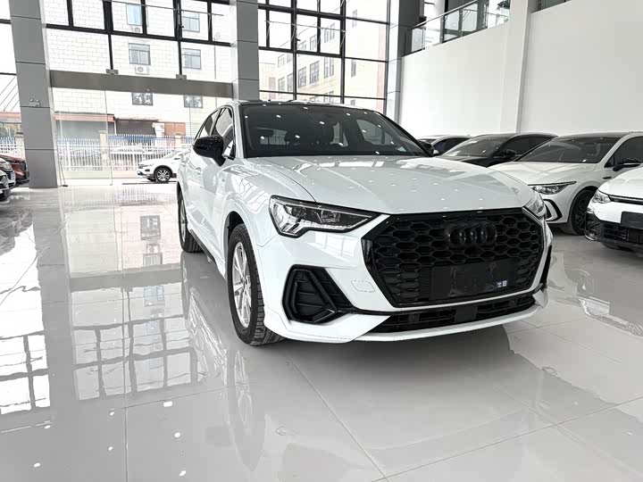Фото 3 - Audi Q3 Sportback