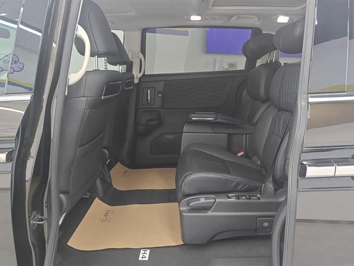 Фото 11 - Honda Elysion