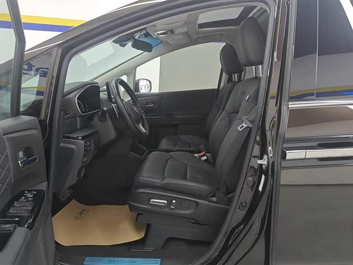 Фото 9 - Honda Elysion