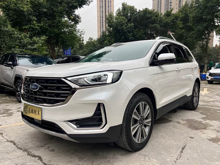 Фото 1 - Ford Edge