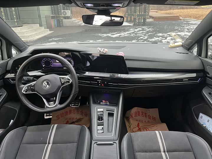 Фото 9 - Volkswagen Golf