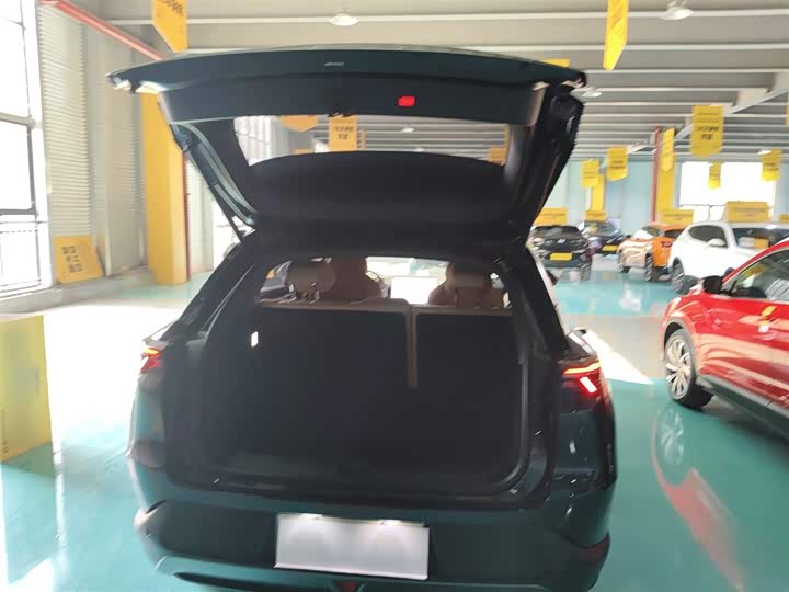 Фото 19 - BAIC Arcfox Alpha T5