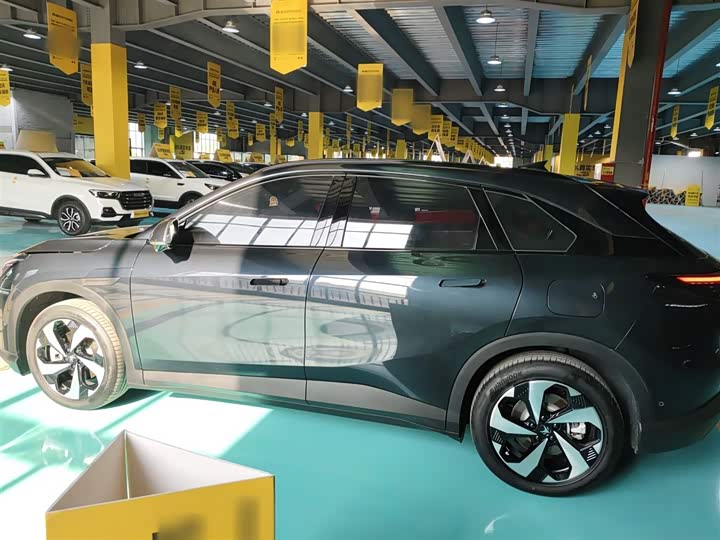 Фото 5 - BAIC Arcfox Alpha T5