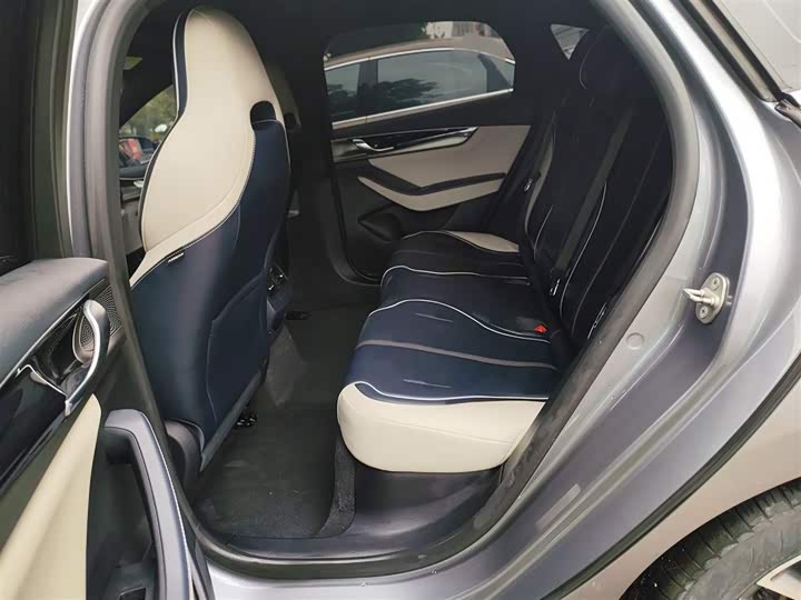 Фото 17 - BYD Qin Plus