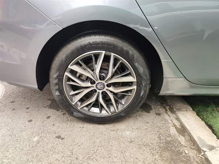 Фото 26 - BYD Qin Plus