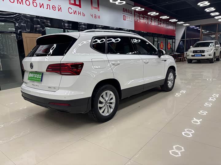 Фото 5 - Volkswagen Tharu