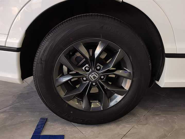 Фото 6 - Honda Breeze