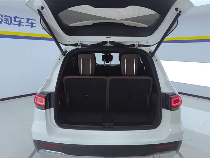 Фото 4 - Mercedes-Benz GLB-Class