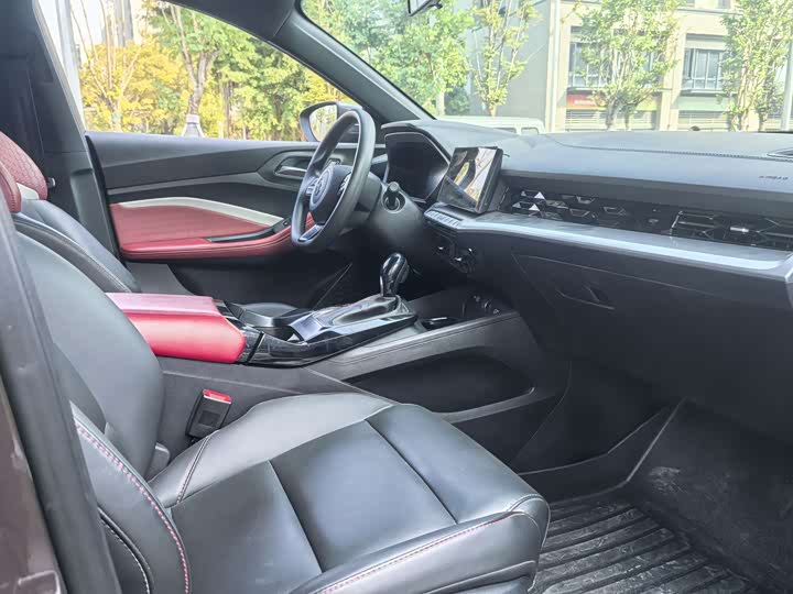 Фото 4 - MG Motor 5