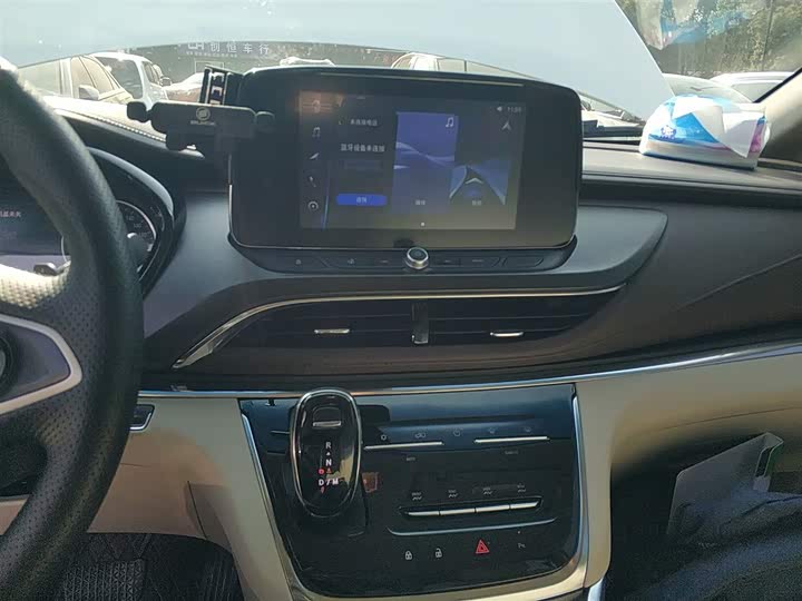 Фото 13 - Buick GL8 ES