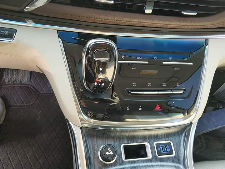 Фото 14 - Buick GL8 ES