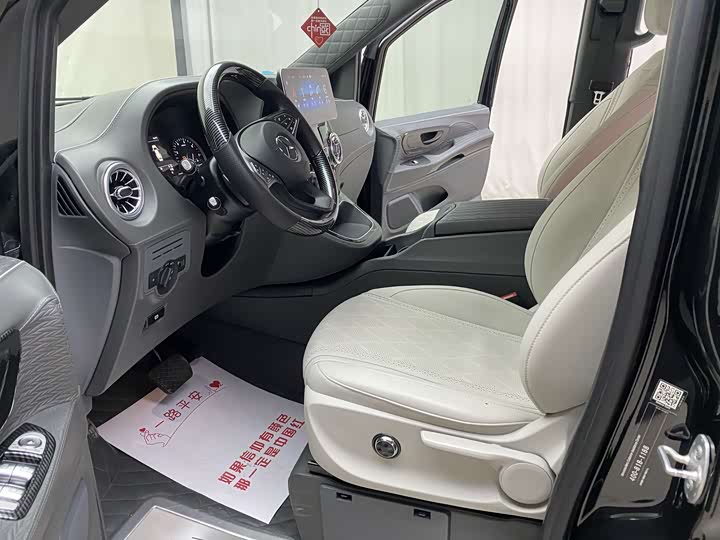 Фото 11 - Mercedes-Benz Vito