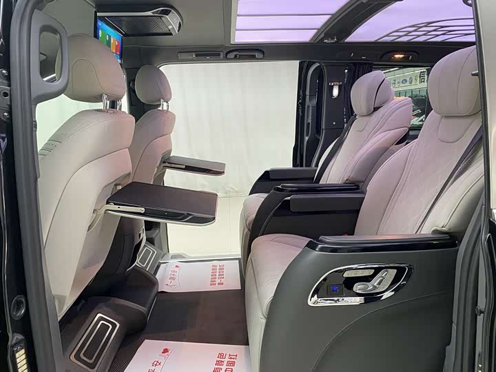 Фото 13 - Mercedes-Benz Vito