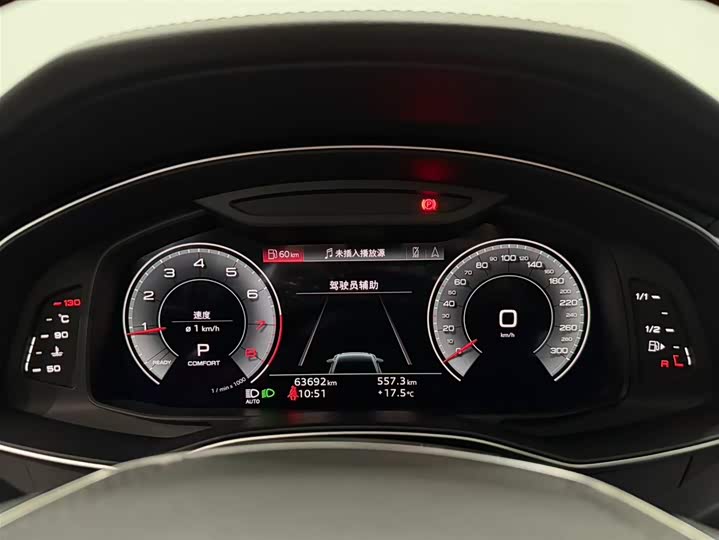 Фото 11 - Audi A6L