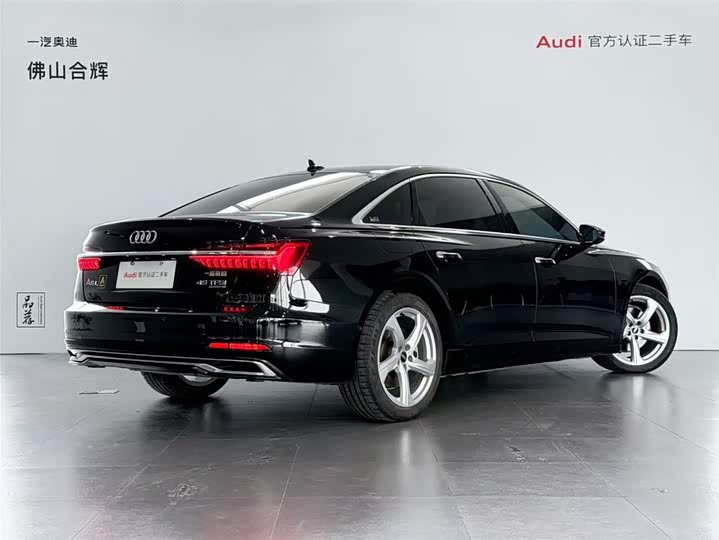 Фото 4 - Audi A6L