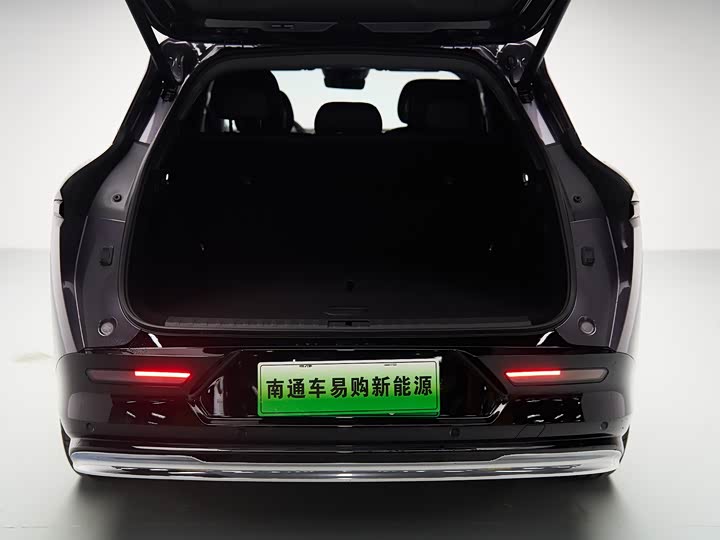 Фото 18 - Zeekr 7X