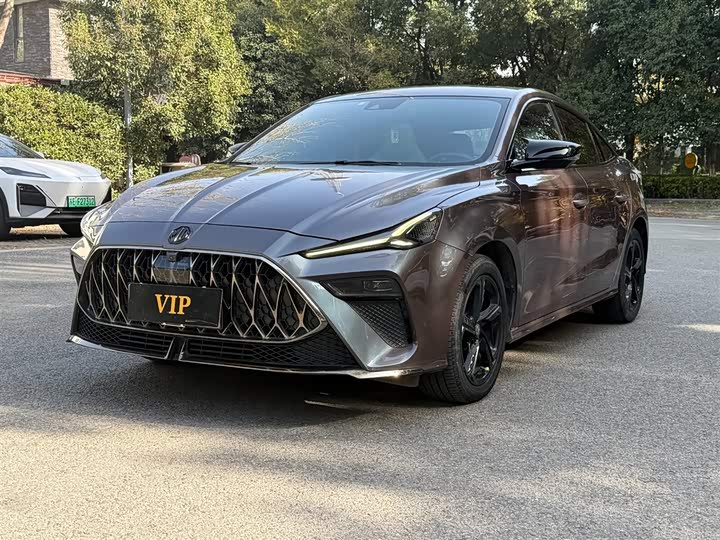 Фото 1 - MG Motor 5 Scorpio