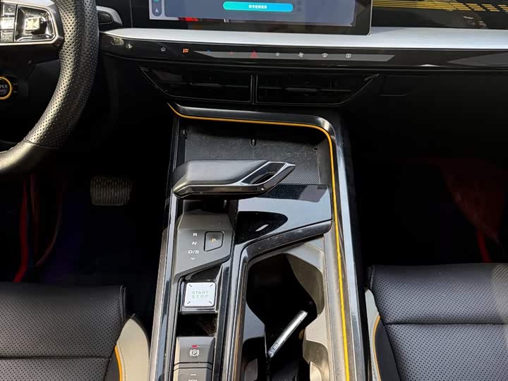 Фото 14 - MG Motor 5 Scorpio