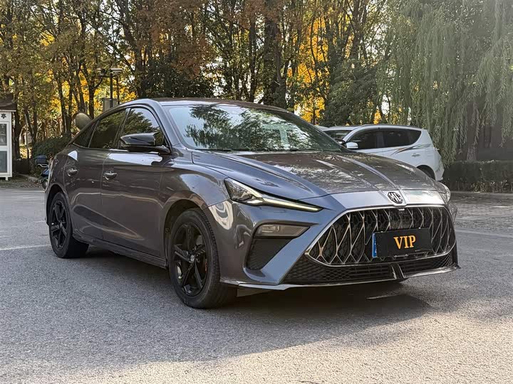 Фото 3 - MG Motor 5 Scorpio