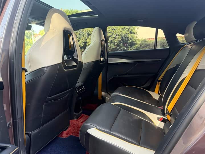 Фото 9 - MG Motor 5 Scorpio