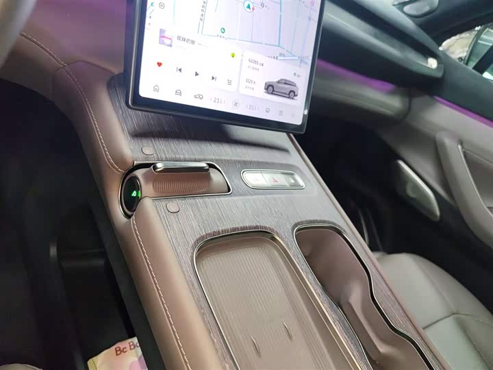 Фото 14 - Nio ES7