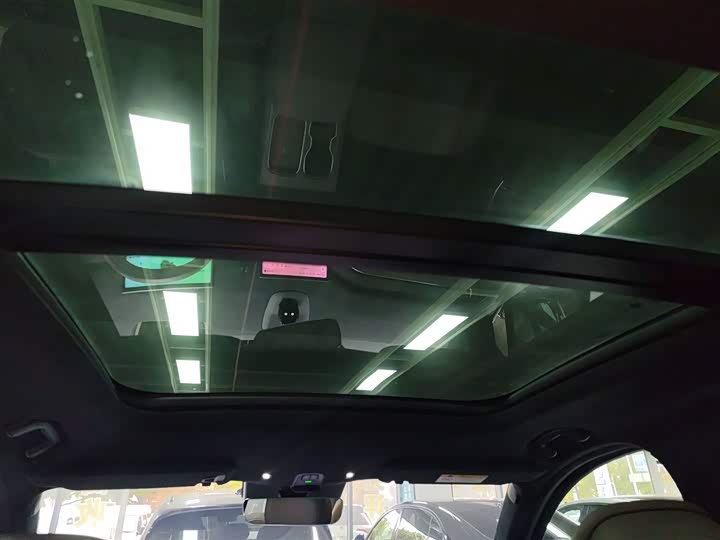 Фото 18 - Nio ES7