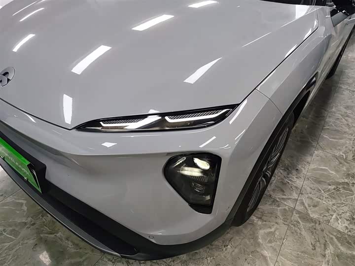 Фото 24 - Nio ES7