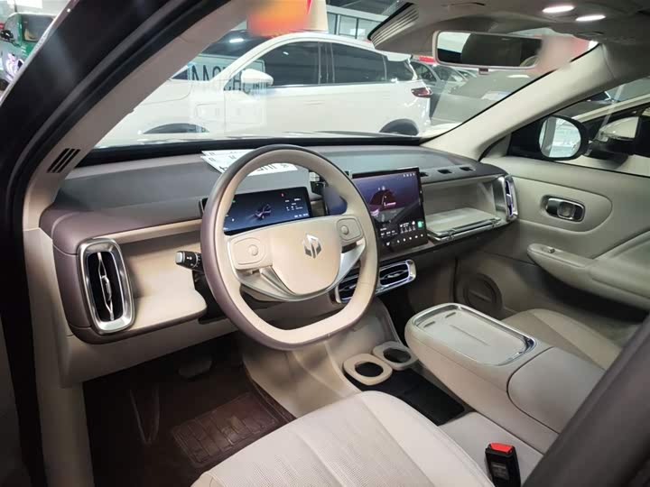 Фото 10 - Leapmotor B10