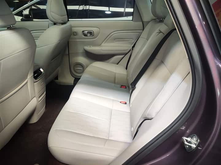 Фото 17 - Leapmotor B10