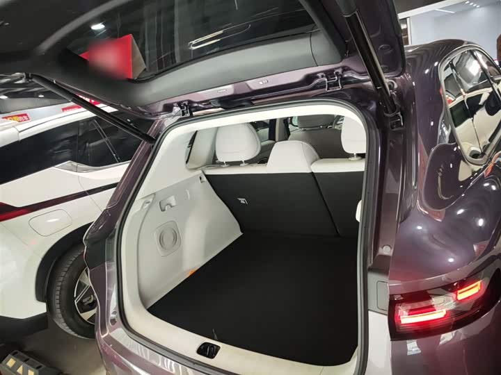 Фото 19 - Leapmotor B10