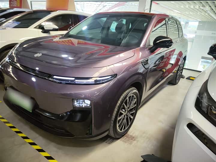 Фото 2 - Leapmotor B10